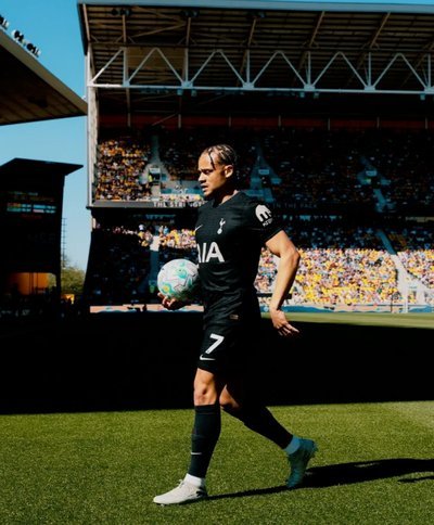 官方：哈维-西蒙斯前交叉韧带撕裂，赛季报销且无缘世界杯