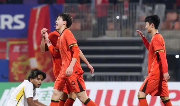 逆转取胜豪取两连胜！U16国足3-2塔吉克斯坦，末轮将与韩国争冠