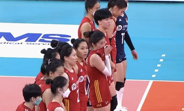 买乌郎：我上一场表现不好，但全队一直都在鼓励我