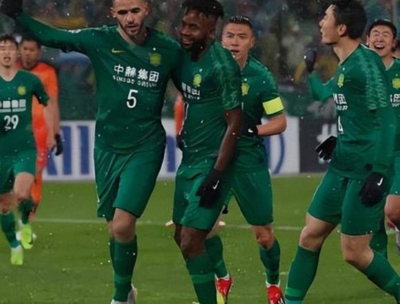 法国球员不满德尚半场换下拉比奥