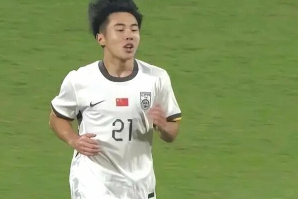 2.08米也能灵活如精灵？赵松源的协调力引人注目