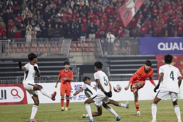 U17国足三连胜强势晋级半决赛，定位球成制胜法宝