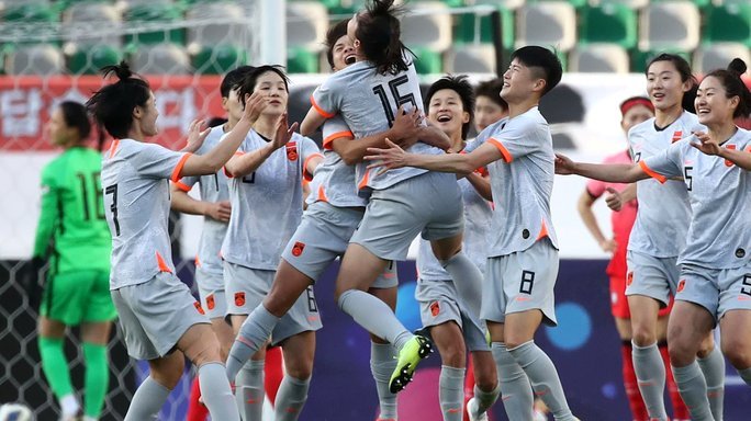 明日之星女子组：中国U17女足5-0皇马U17女足，方珍珠戴帽