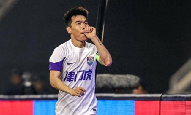 半场：河南0-1津门虎，谢蒂内世界波，王上源中框